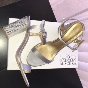 Belle Badgely Mischka Wedding Chunky Heel W8.5💝